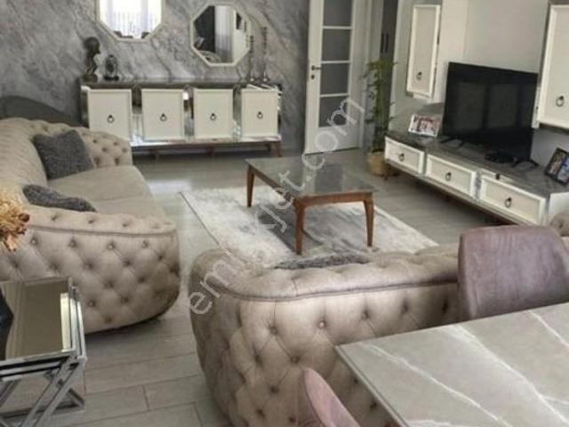 Çekmeköy Hamidiye Mah 5+2 280m2 Satılık Dublex Daire