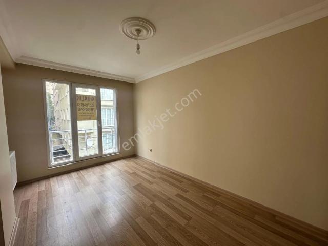 Çekmeköy Hamidiye Mahallesin'de 1+1 Oldukça Kullanışlı Kiralık