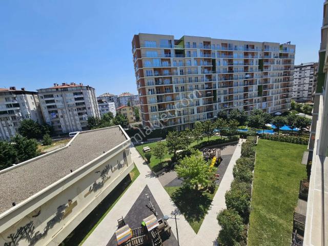 Çekmeköy Suryapı Tilia Eleri 3+1 Çift Banyolu Kiralık Boş Daire