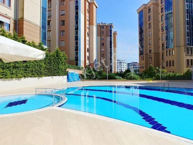 Çekmeköy Taşdelen Carpe Diem Konutlarında Kiralık 3+1 Daire
