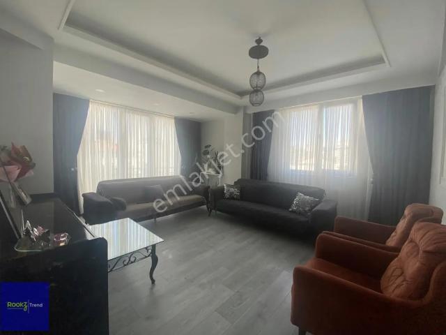 Çekmeköy Taşdelen'de Yeni Apartmanda 3+1 Kiralık Daire