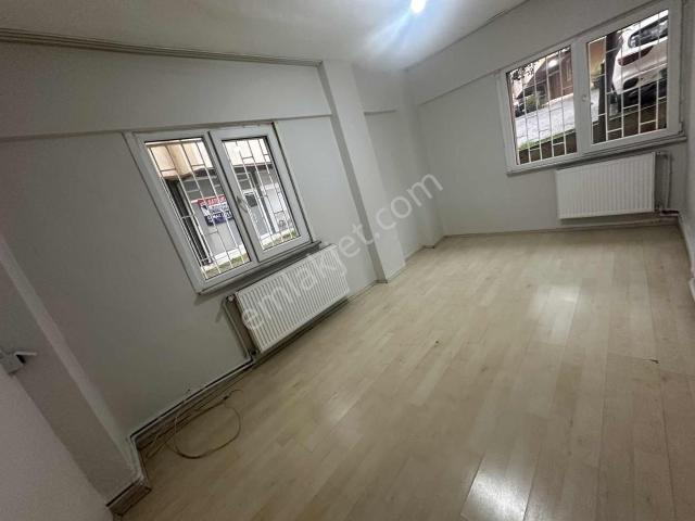 Çekmeköy Vuralkent Sitesi 2+1 Geniş Ve Ferah Kiralık Daire