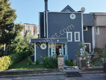 Çekmeköy Villa Belde Sitesi Satılık Villa