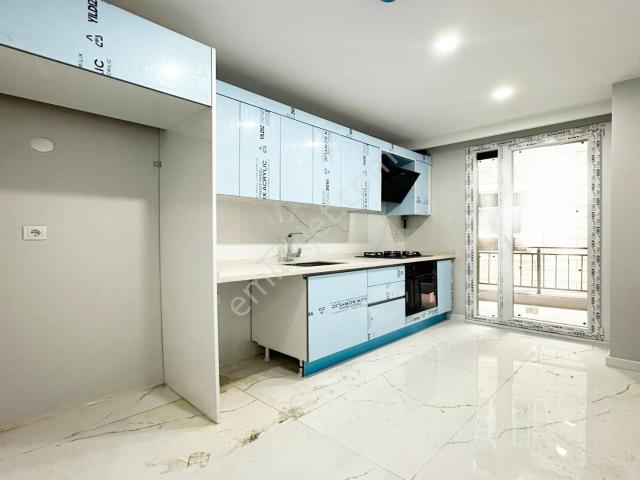 Çekmeköy Yapı Gayrimenkul'den %80 Kredili 2+1 Sıfır Daire!