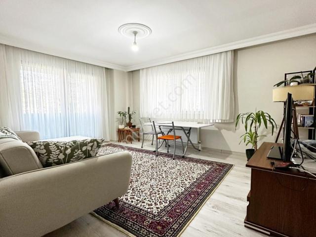 Çekmeköy Yapı Gayrimenkul'den Butik Site İçerisinde 1+1 Daire!