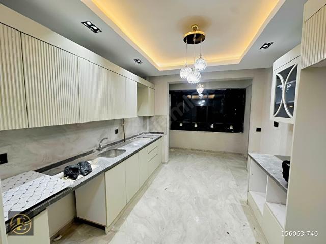 EKOL'DEN BAHÇEŞEHİR KOLEJİ CİVARI Y.ISITMA 2,5+1 SATILIK DAİRE!