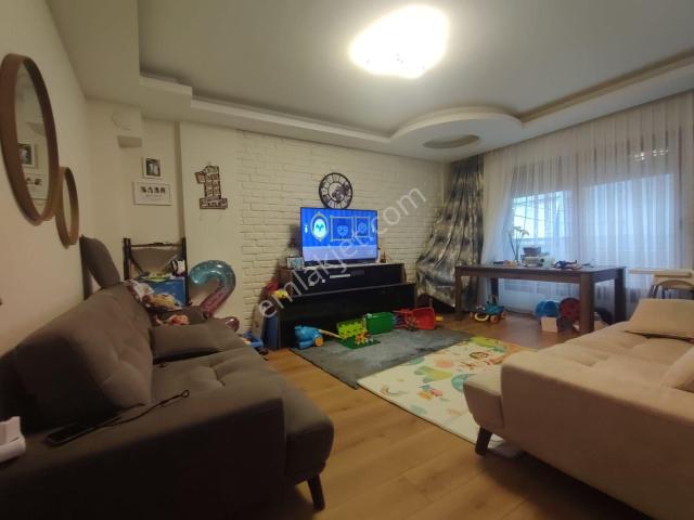 Ekonomi Üni. Yakınında Genç Ferah Ve Kullanışlı 2+1 Arakat Kiralık Boş Daire