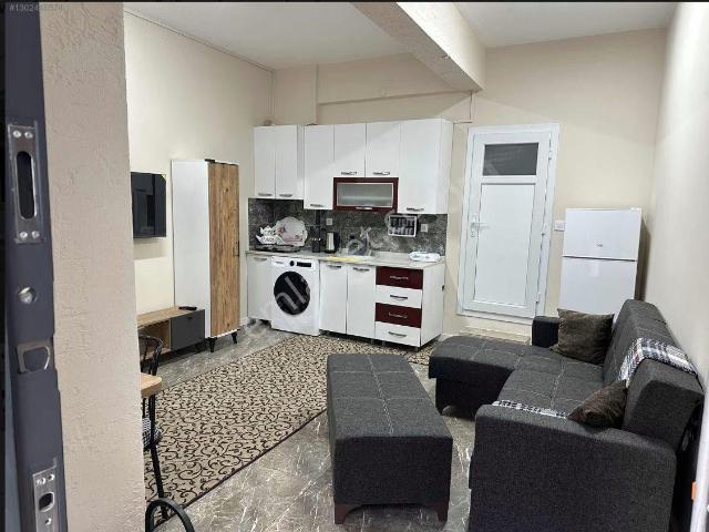 Ekonomi Üniversitesi Yakınında 1+1 Eşyalı Kiralık Daire