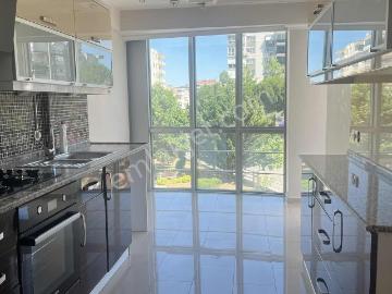 Ekonomi Üniversitesi Yakını Otoparklı Geniş Kiralık 3+1 Daire