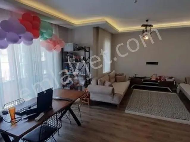 Ekonomi Üni'ye Yakın 14 Yıllık Binada Arakat 3+1 Daire