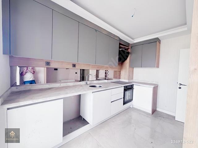 ŞEKER MH. SIFIR ARAKAT EMİNEVİM'E UYG. 2+1 SATILIK DAİRE