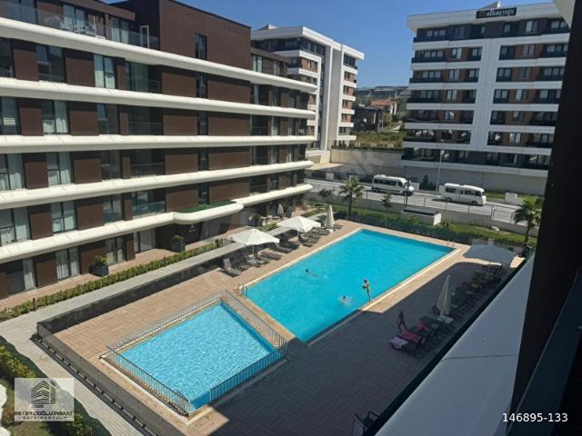 ŞEKERCİOĞLU'NDAN KADIKÖY ELEGANTPARK'DA 2+1 SATILIK ARAKAT DAİRE