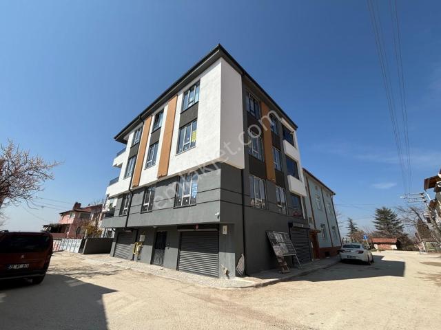 Ekerden Şirintepe Muhtar Sokakta Lüks Satılık 2+0 2+1 Daireler