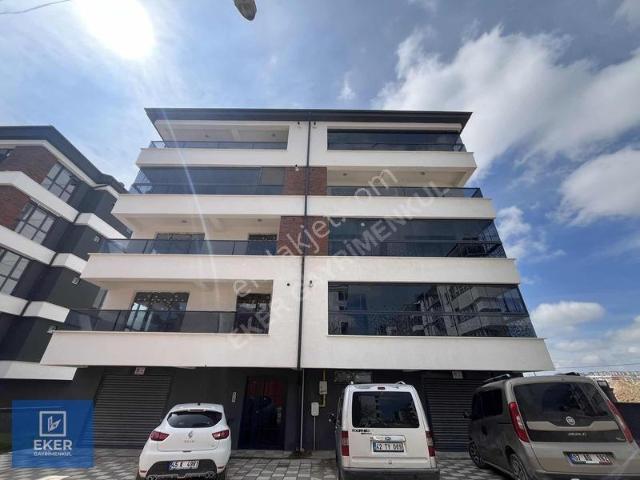 Eker'den 71 Evler Albayrak Caddesi Yakını 2+1 Ferah Daire