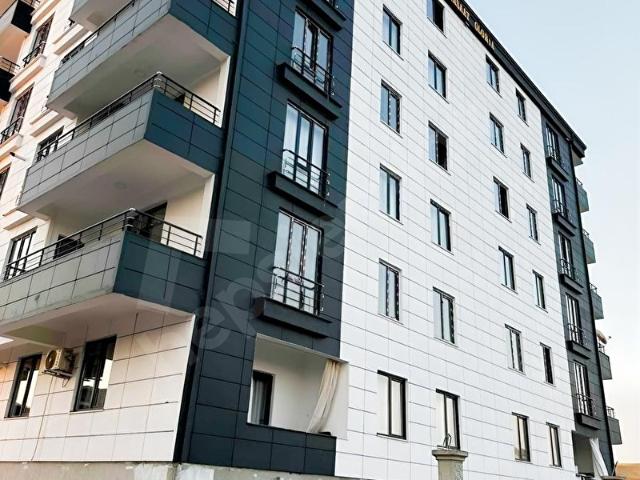 EKİN GLORYA SİTESİNDE ARAKATTA SİTE İÇİNDE SATILIK DAİRE