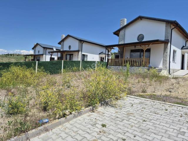 Ekin Group'tan Eldivan Meşe Evlerinde Satılık Villa