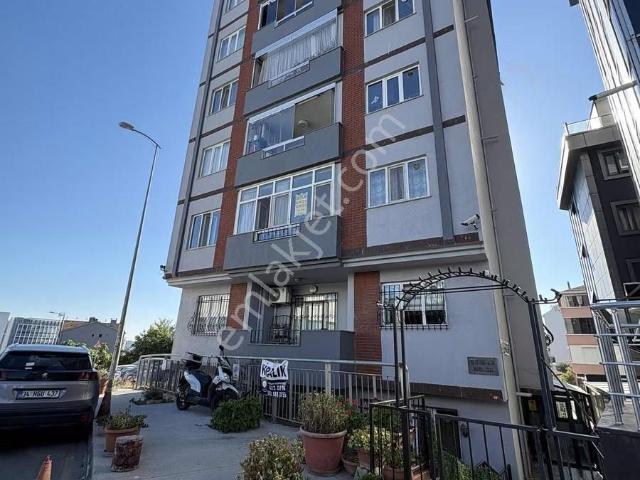 Ekinden Mükemmel Konumda Satılık 3+1 Daire