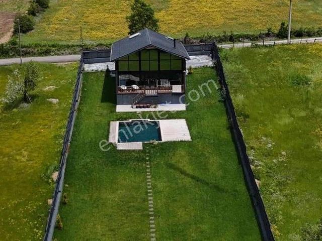 Ekin'den Bursa İznik'te 1.600 M2 Arsa İçinde Satılık Villa