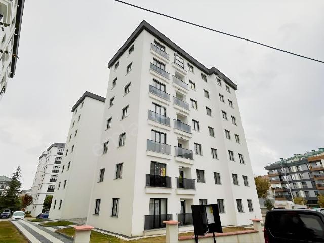 Ekinoba Şana Sitesi'nde Kiralık 2+1 Sıfır Daire Deniz Manzaralı