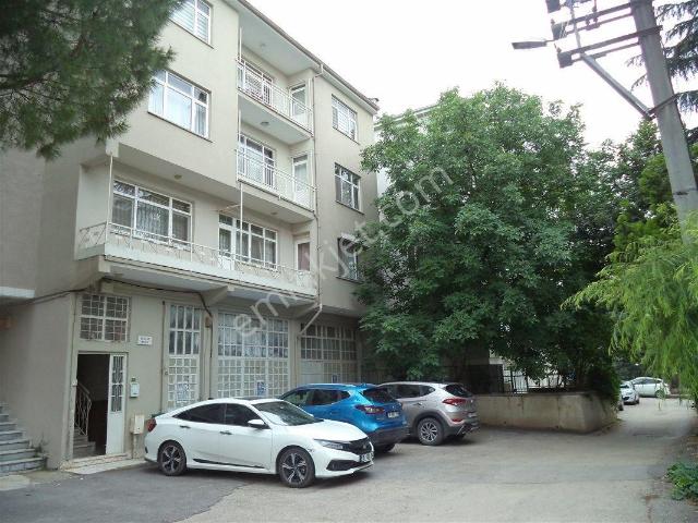 Çekirge'de Dolmuşa Yakın 2+1 Eşyalı Kiralık Daire