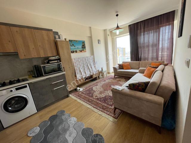 Ekpa Sitelerinde 8. Katta Güney Cephe Full Eşyalı 1+1