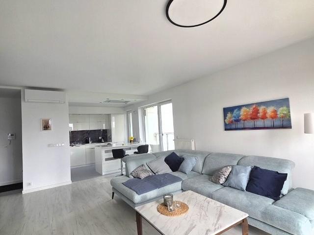 Ekskluzywne 82 m² 3 pokoje z garażem w centrum Łodzi