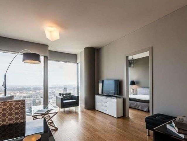 Ekskluzywne 2 pokojowe mieszkanie na 27. piętrze z widokiem na plac Grzybowski