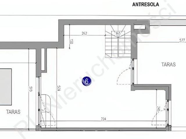 Ekskluzywne mieszkanie w willi w centrum Milanówka