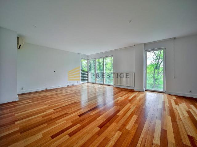 Ekskluzywny apartament 164 m² z basenem i garażem
