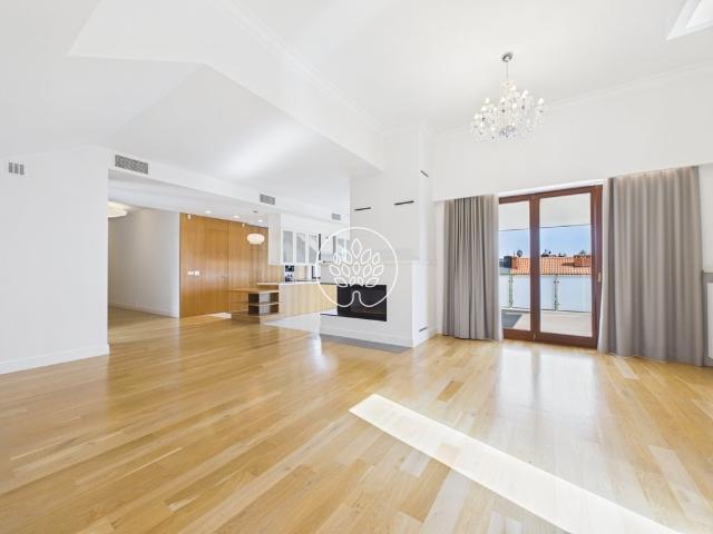 Na wynajem luksusowy apartament 170 m² z tarasami i prywatnością