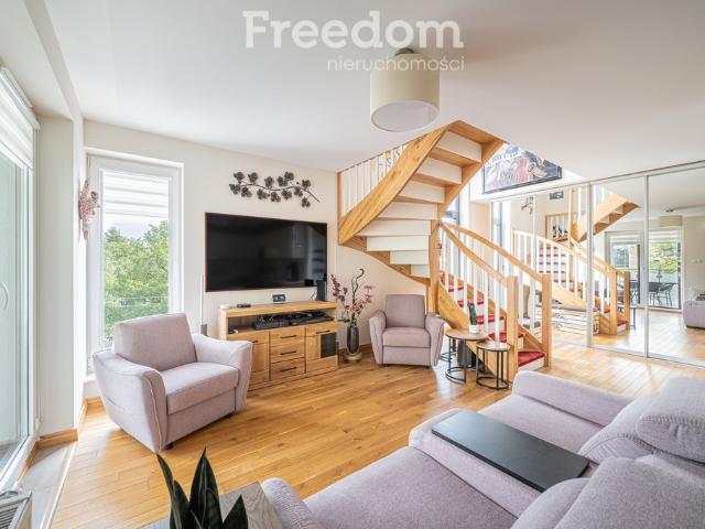Do sprzedania ekskluzywny apartament 90 m² z widokiem na zieleń i basen
