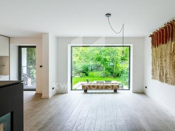 Ekskluzywny dom 160 m² z ogrodem i panoramicznymi przeszkleniami