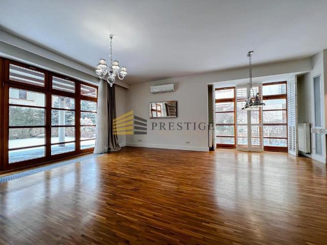 Ekskluzywny dom 220 m² w Bielawie polecam