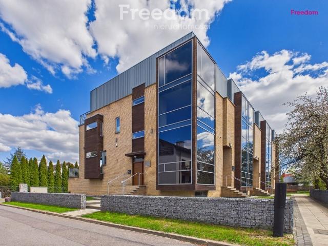 Ekskluzywny dom 250 m² w Józefowie z garażem polecam!