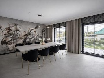 Ekskluzywny dom 282 m² blisko rynku w Niepołomicach