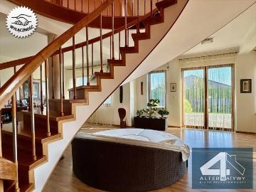 Ekskluzywny dom 355 m² z sauną i garażem w Kiełczowie