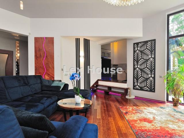 Ekskluzywny dom 360 m² z lasem i jeziorem Miedwie