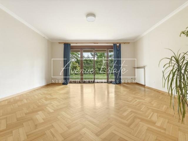 Ekskluzywny dom 438 m² w Konstancinie Jeziornej polecam