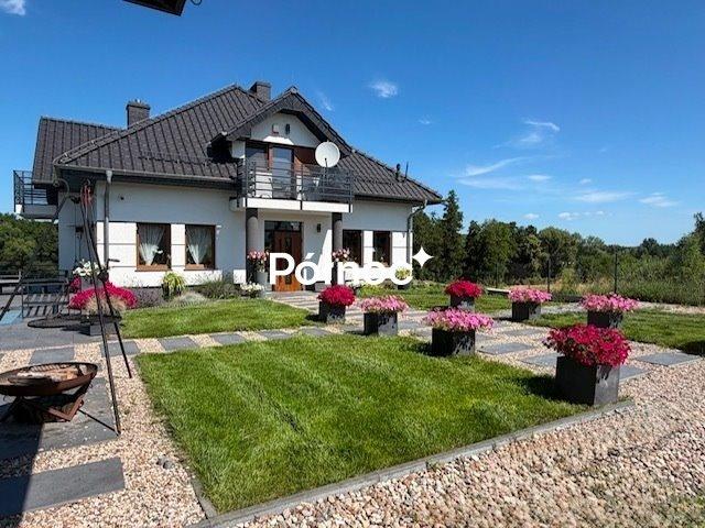 Ekskluzywny dom nad jeziorem 511 m² w Kolbudach polecam