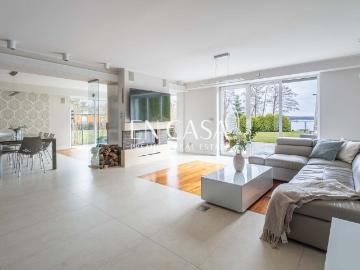 Ekskluzywny dom nad Jeziorem Święcajty z tarasem 50 m²