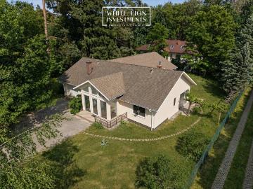 Przestronny dom 205 m² w Złotokłosie przy parku