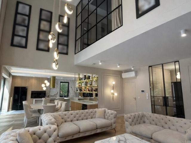 Ekskluzywny dom z basenem i lasem, 290 m2, Klepacze