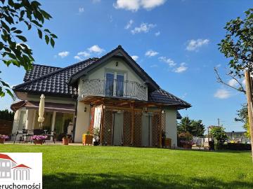 Ekskluzywny dom z ogrodem, 7 pokoi, garaże, 420 m2
