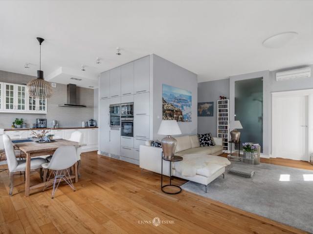 Ekskluzywny penthouse 150 m² z tarasami w Wilanowie