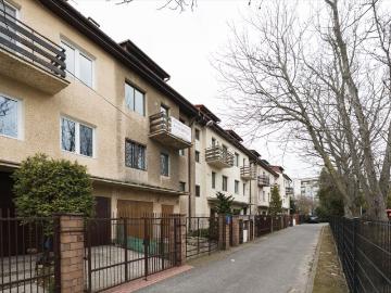 Ekskluzywny segment 240 m² z ogrodem i garażem na Sadybie