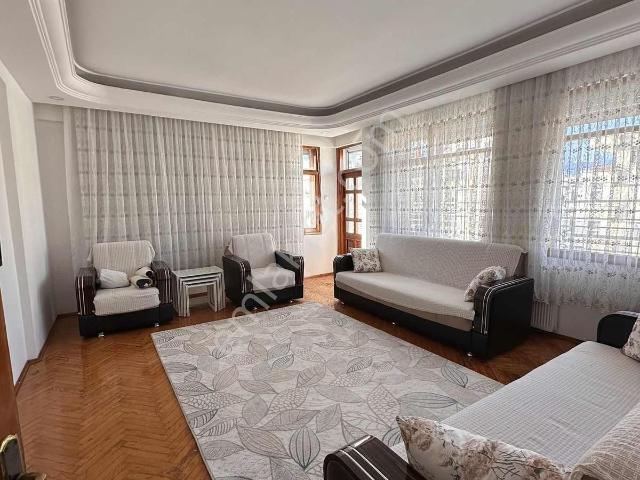 Eksper'den Eşyasız,kullanışlı Ve Geniş Kiralık Daire !