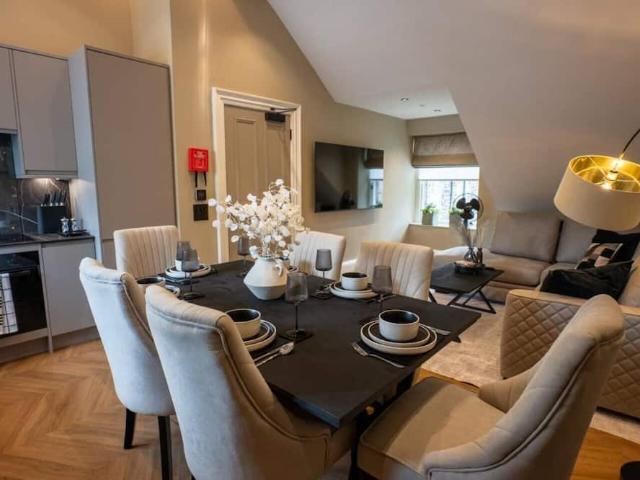 EH6 6BL, Scotland, United Kingdom | 4 bed apartment for rent #170793063 | Rentberry