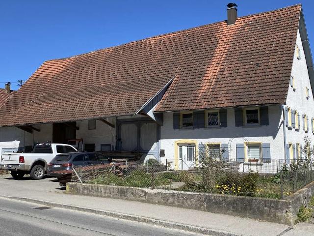 Ehemaliger Bauernhof – teilrenoviert mit viel Platz zum Leben und Entfalten