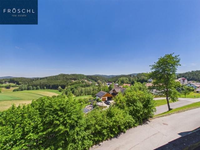 Ehemaliges Arzt und Wohnhaus in Schönbach mit Fernblick in das Waldviertel