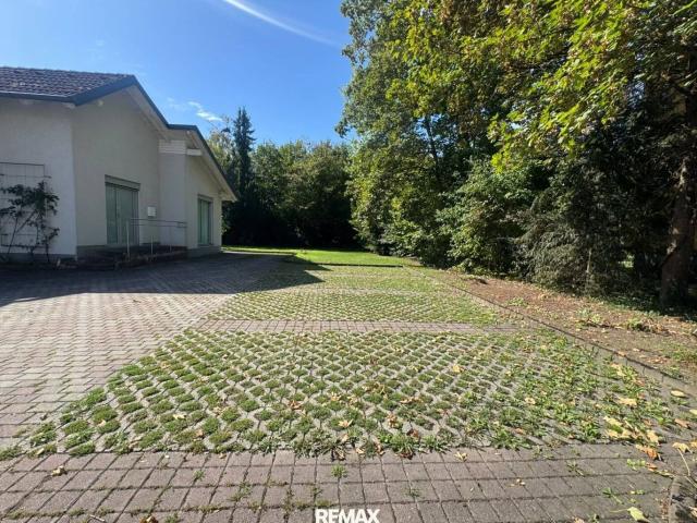 Ehemaliges Ärztehaus in der Gemeinde Aschach Ordination/Büro & Einfamilienhaus auf Großzügigem Grundstück